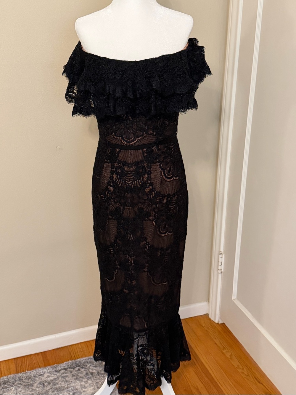 Marchesa Notte Off-Shoulder Black Lace Maxi Dress